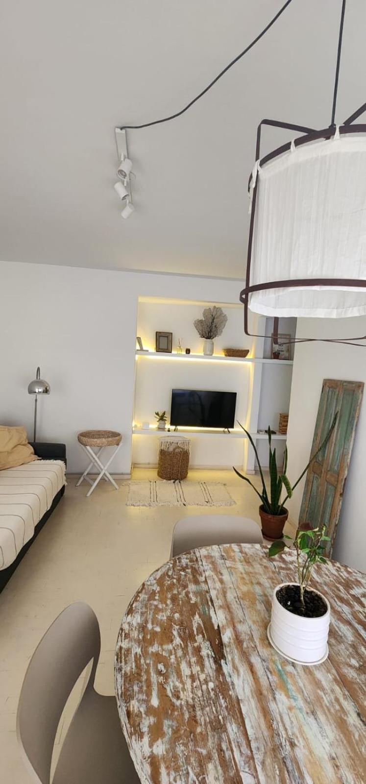 Excelente Departamento En Av. Del Libertador Apartment
